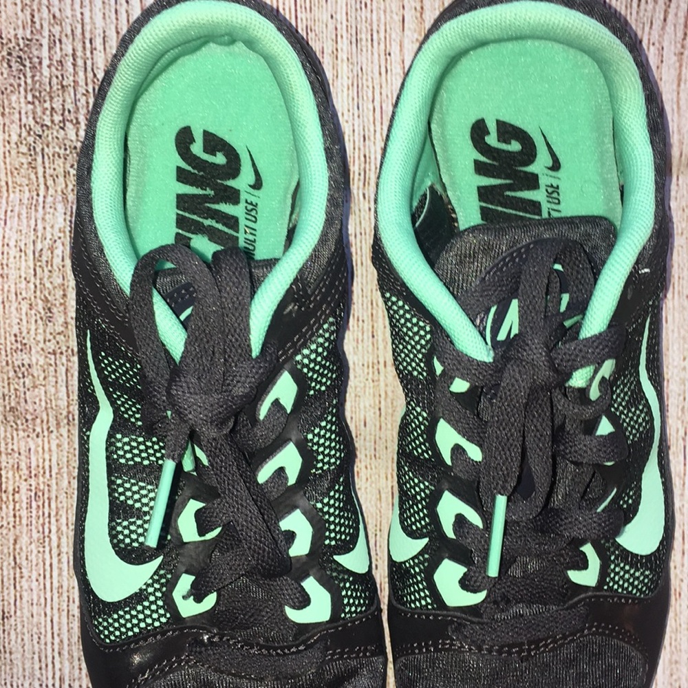 NEW! Nike Zoom Rival - Picture 5 of 5